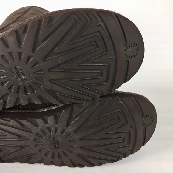 UGG Classic Tall 5815 Brown Shearling Boots 8 - Picture 11 of 14